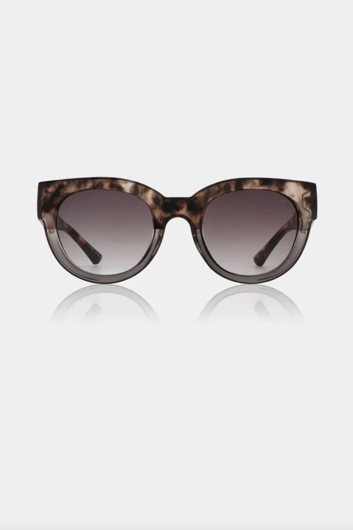 A. Kjaerbede Lilly aurinkolasit coquina