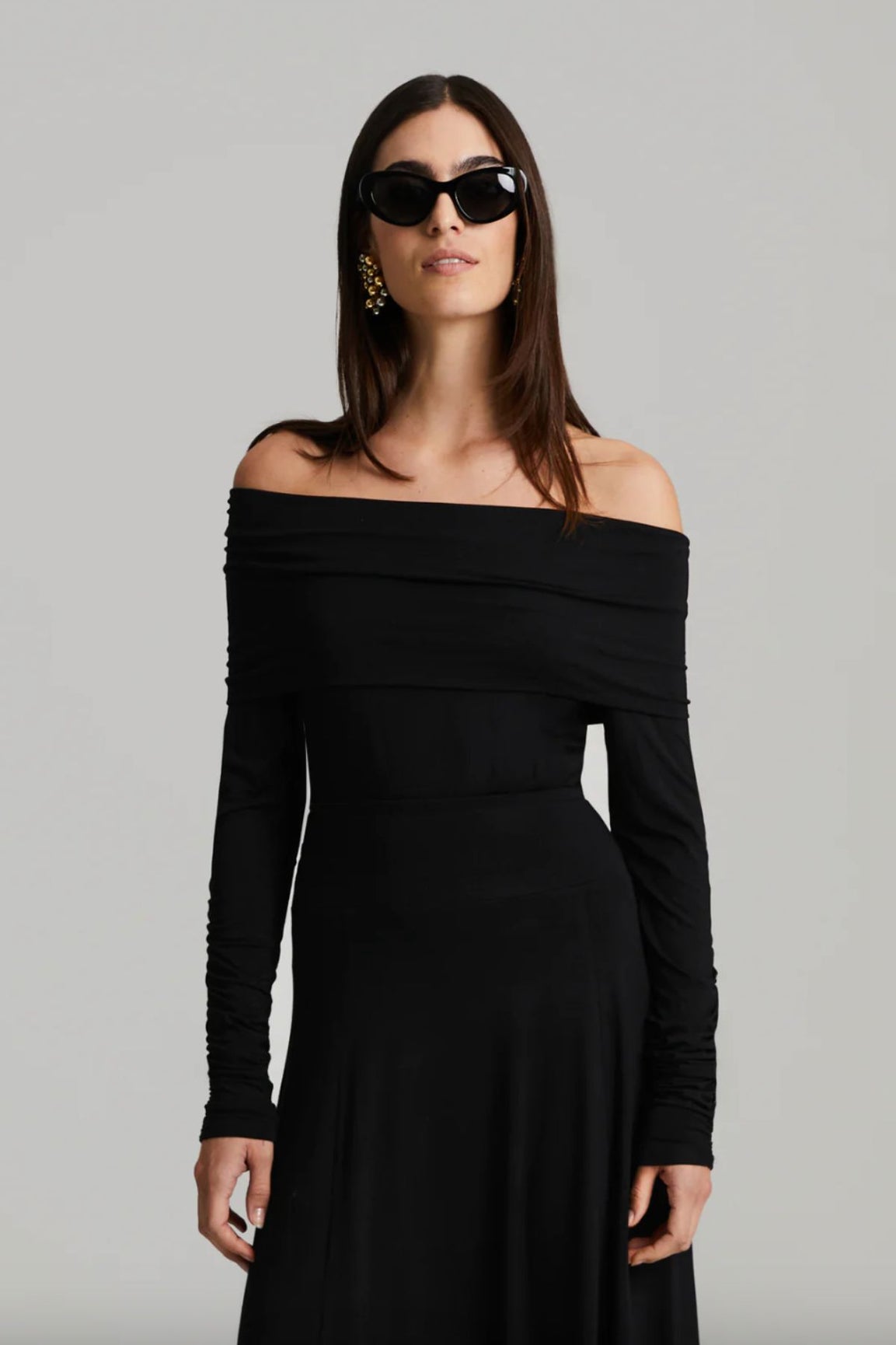 Andiata Gianella pusero musta