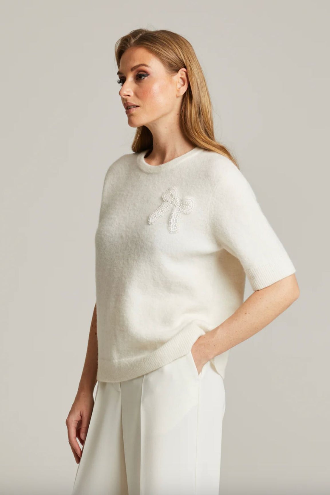 Andiata Enezy neule valkoinen