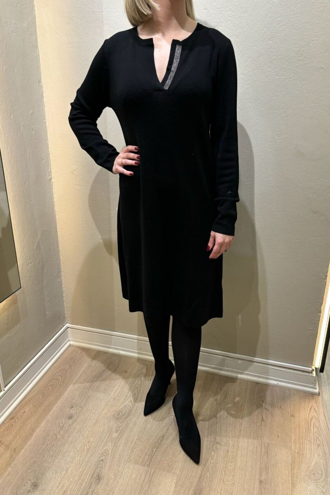 ANGOOR Ulli merinovillamekko musta