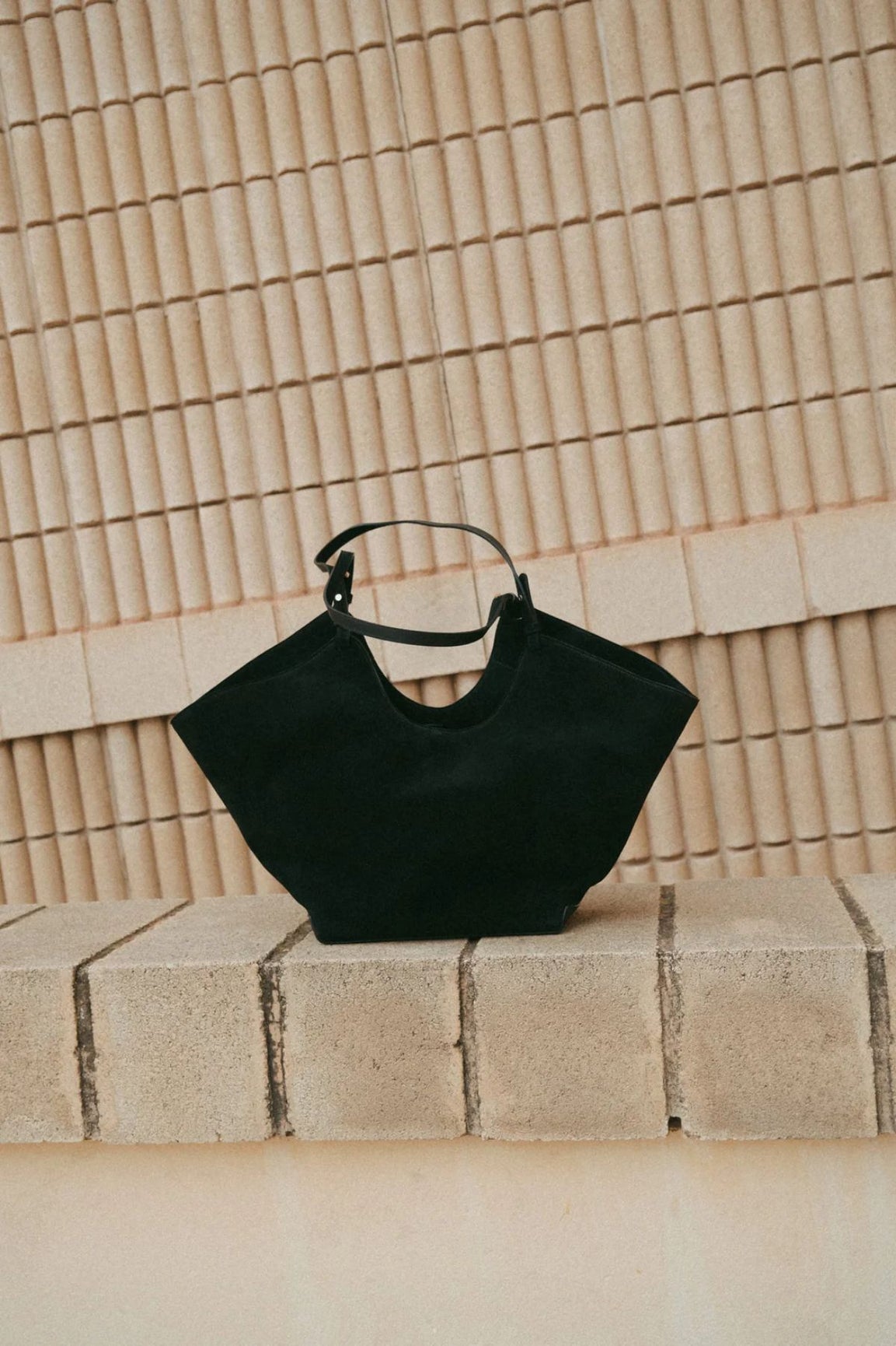 Flattered Dahlia Tote Bag