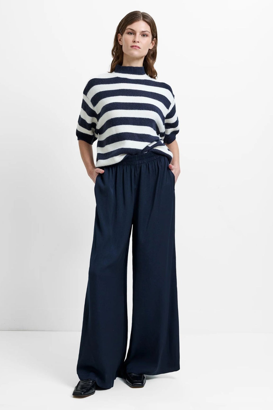French Connection Damasco Air Flow Trousers new navy