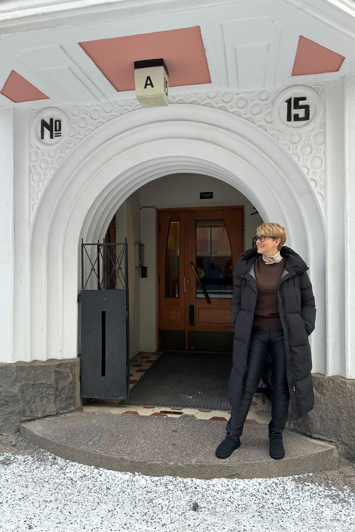 Frost & Flame toppahousut musta