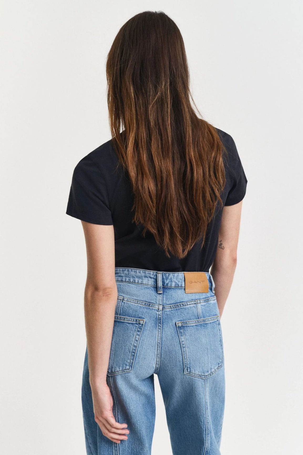 GANT Shield t-paita musta