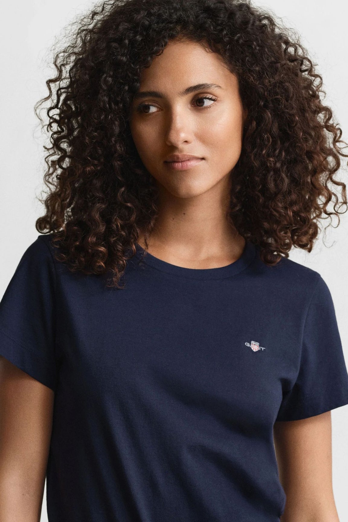 GANT Shield t-paita tummansininen