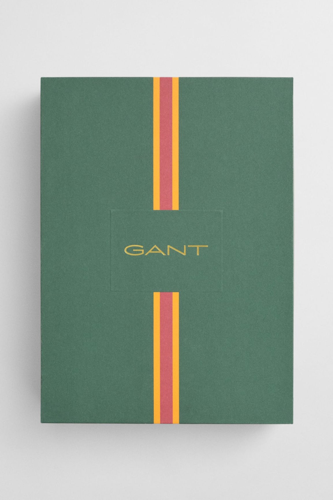 GANT Raidallinen satiinipyjama lahjapakkauksessa