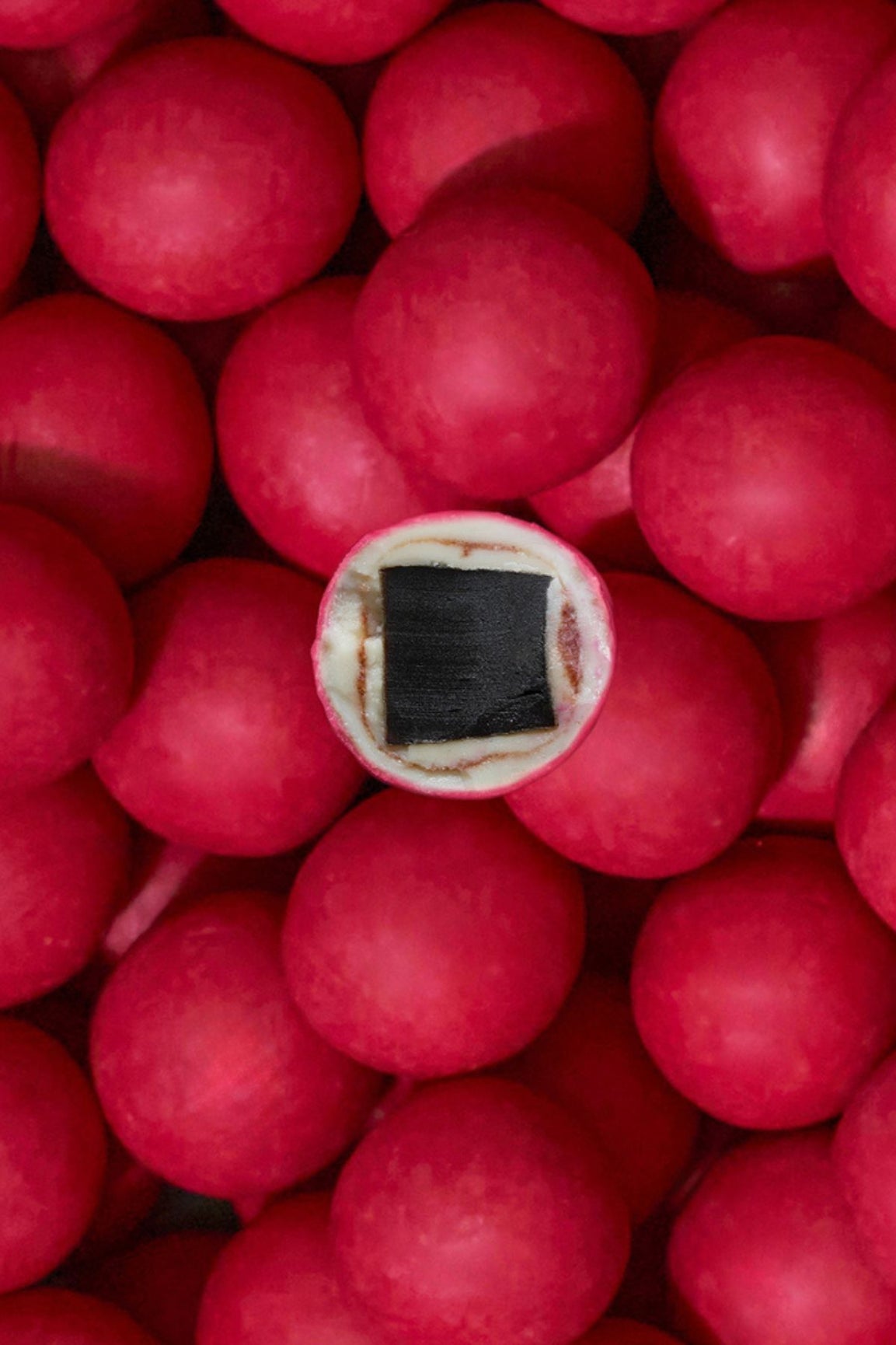 Lakrids By B&uuml;low Love Strawberry & Cream  115g