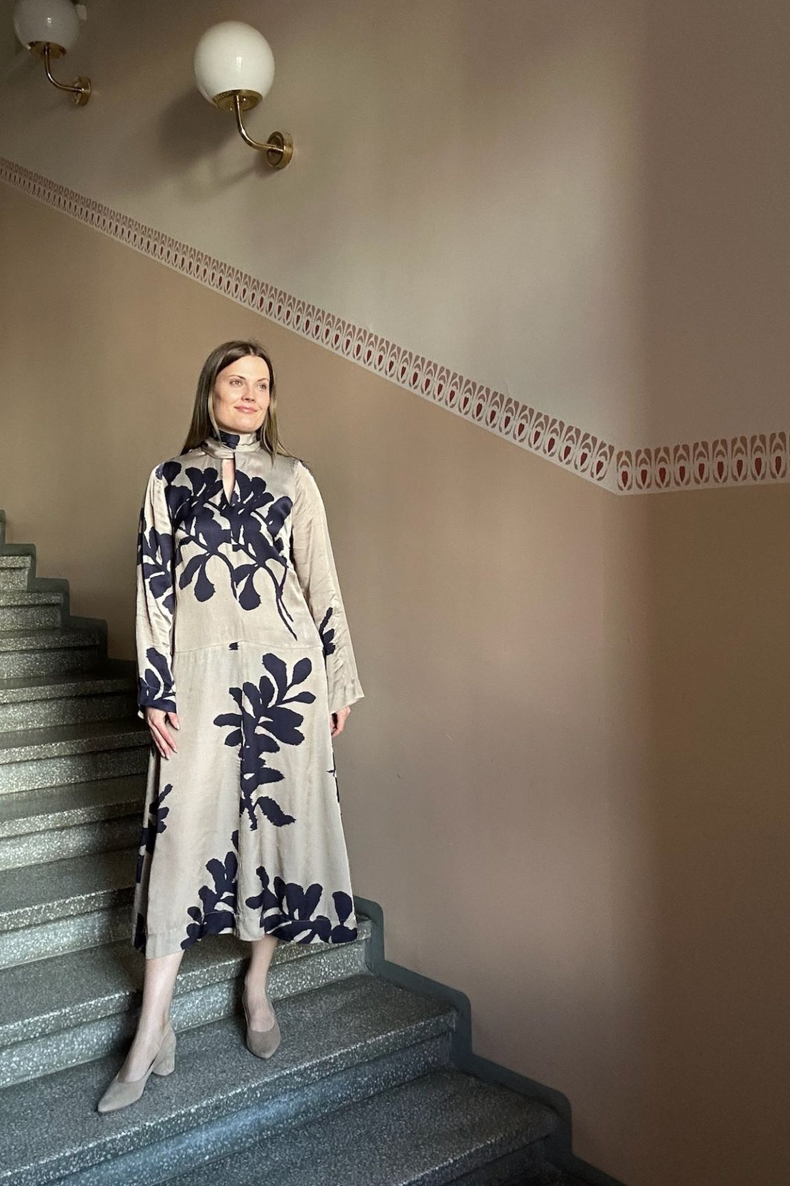 LaSalle Huivikauluksinen mekko