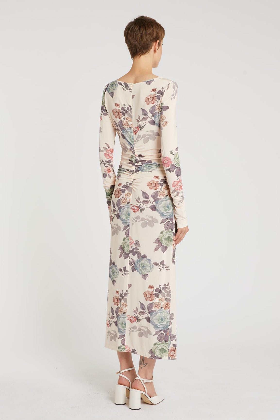 Marella Ghiglia mekko