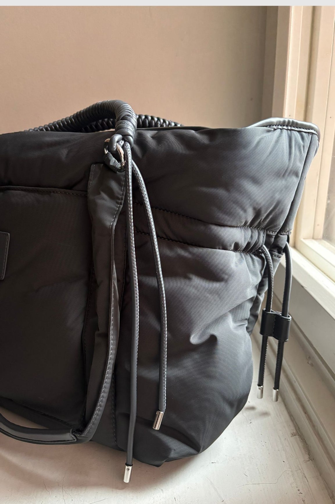 Marella Igloo laukku harmaa