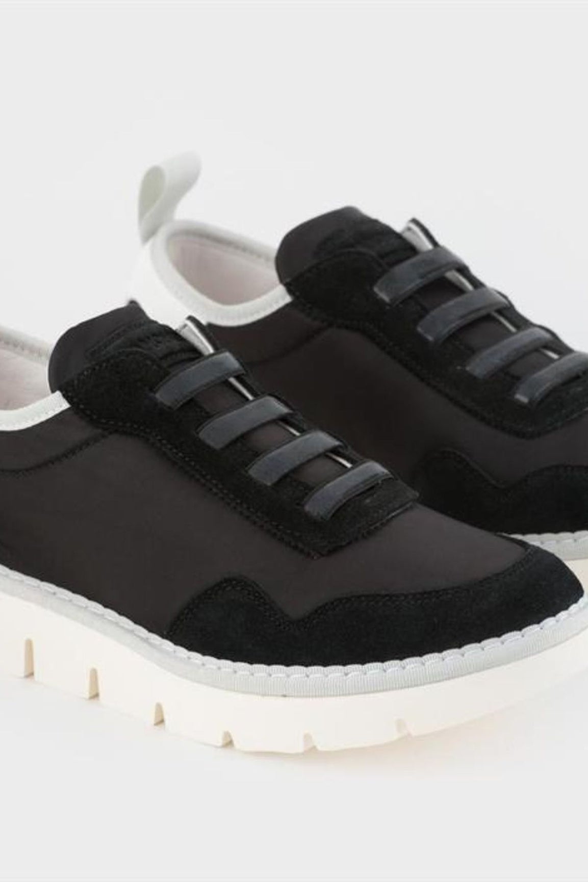 Panchic Slip On tennarit musta