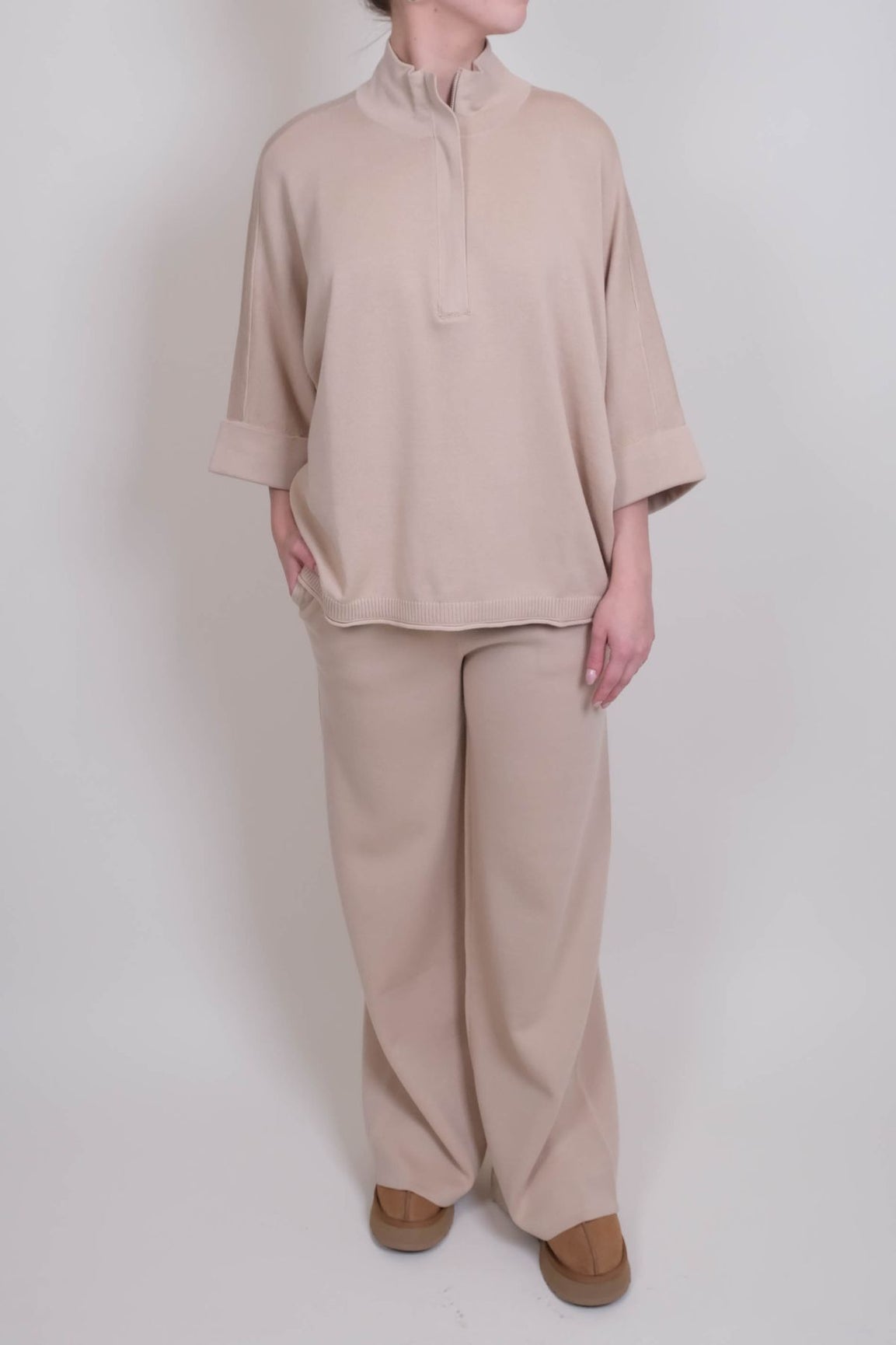 Repeat neulehousut natural