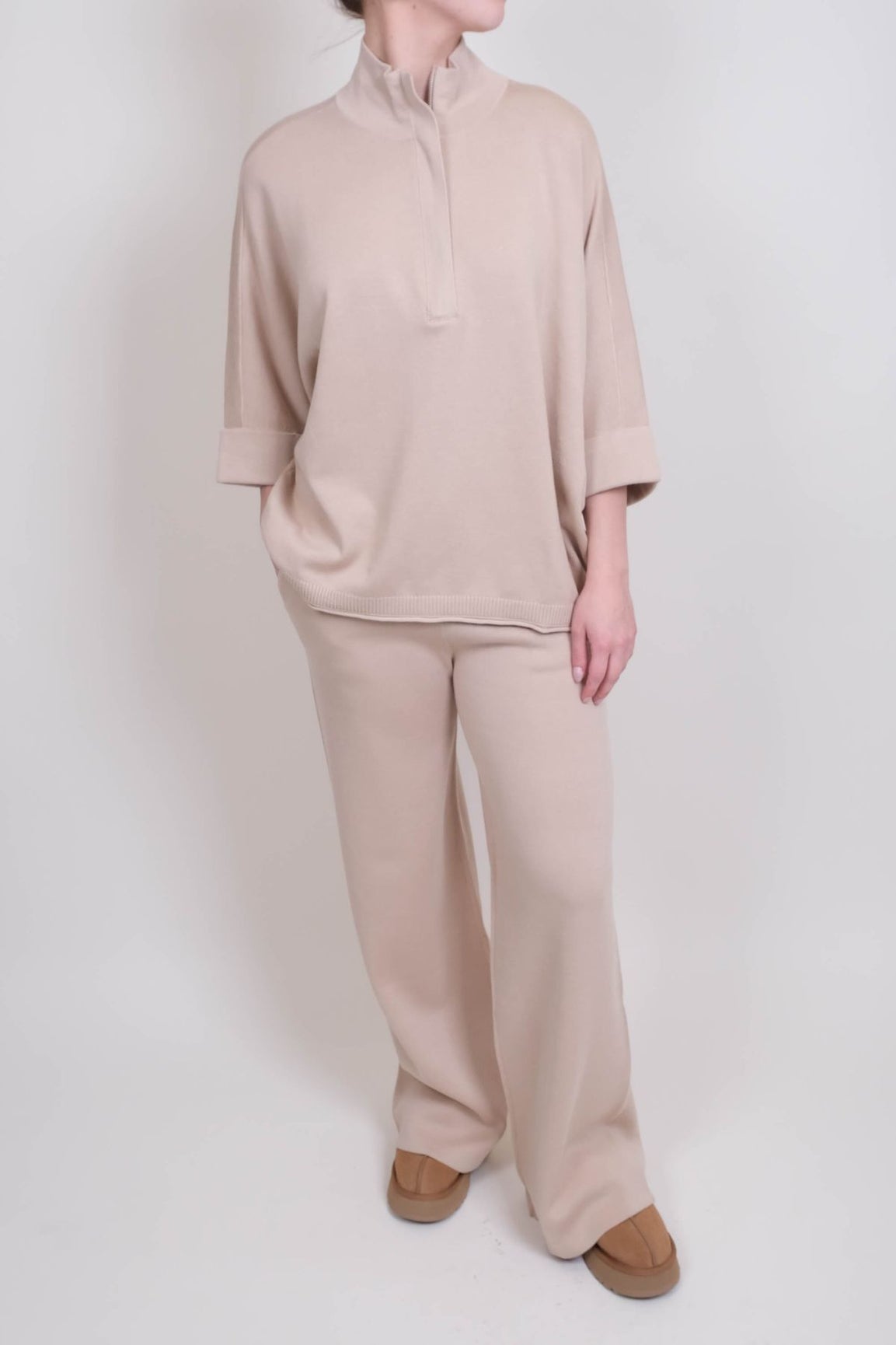 Repeat neulehousut natural