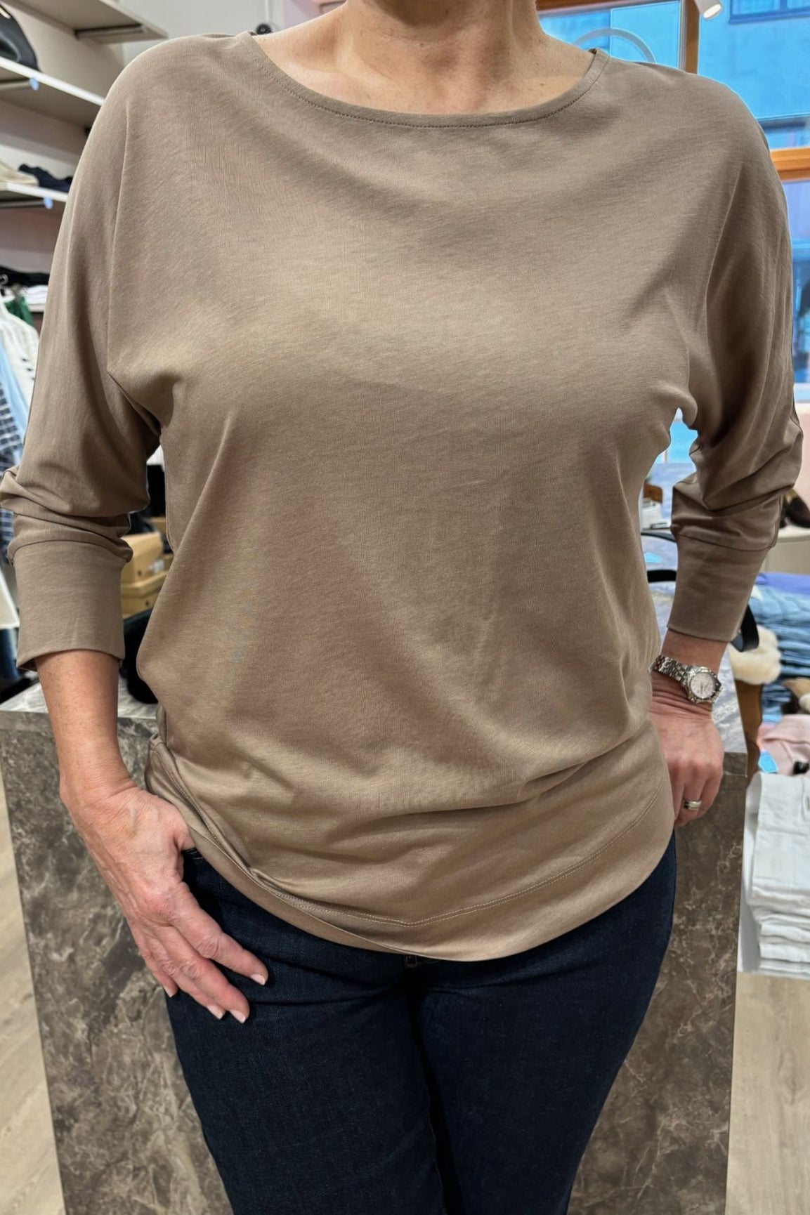 Repeat pusero lepakkohihoilla stone