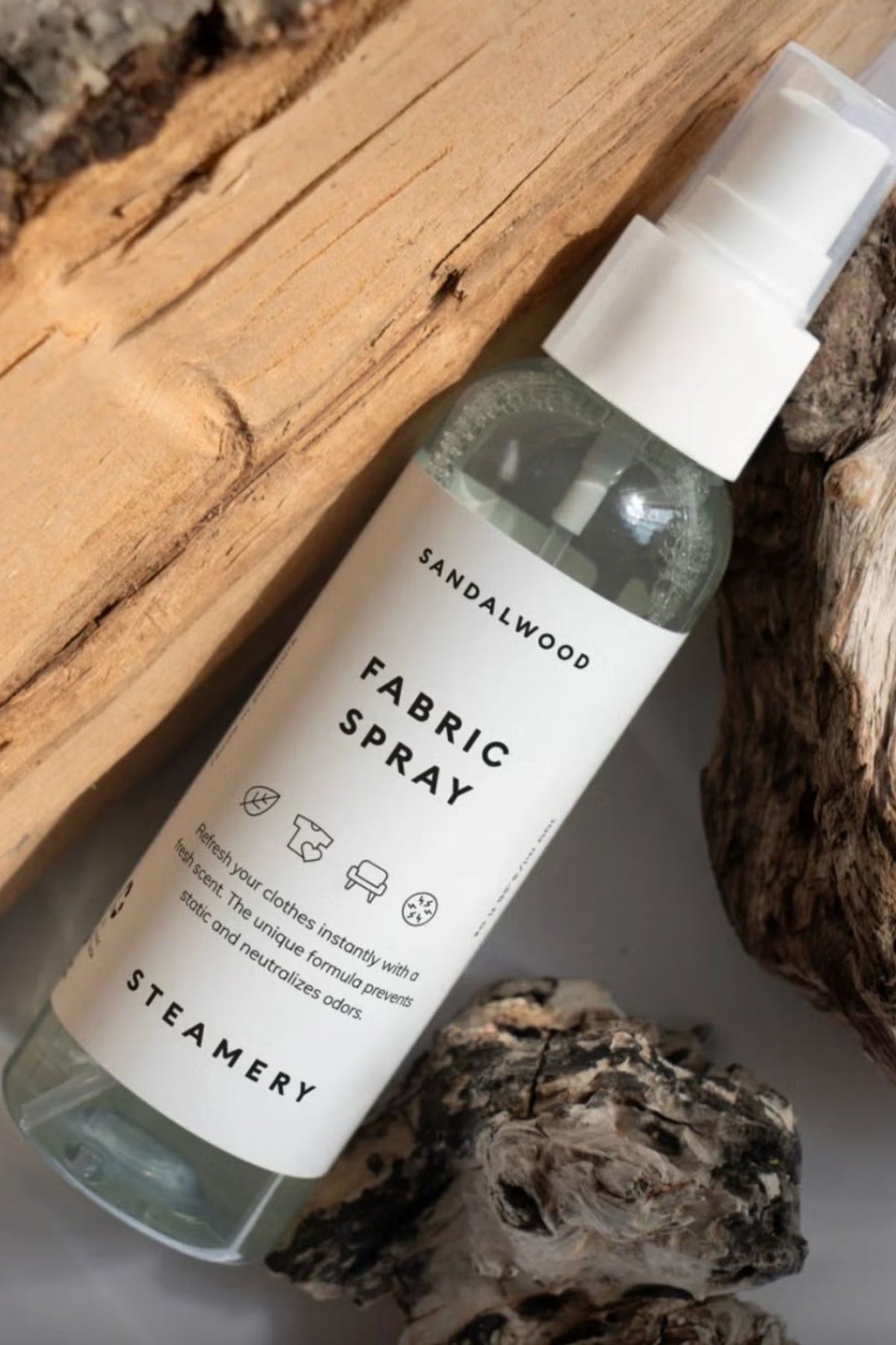 STEAMERY Tekstiilisuihke &ndash; Sandalwood 100 ml