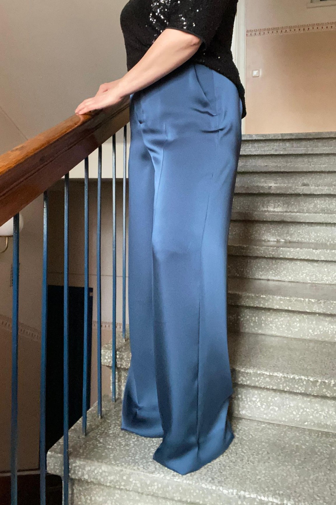 iBlues Sandalo satiinihousut sininen