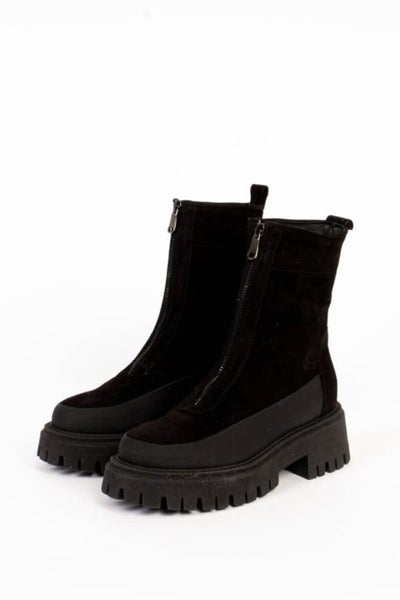 Bukela Elsa nilkkurit