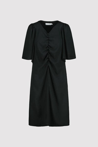 KATRI NISKANEN Usma mekko musta