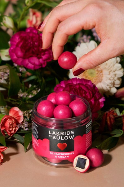 Lakrids By B&uuml;low Love Strawberry & Cream  115g