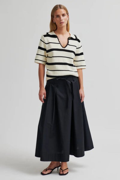 Second Female Larkini Skirt musta